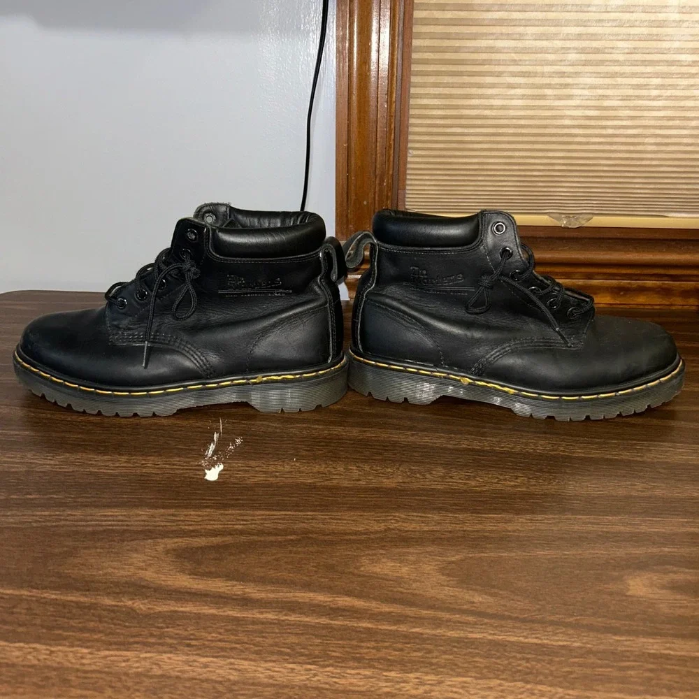 Dr. Martens 939 6-Eye Boot Made in England Mens Size 8 Black Leather AirWair Lug